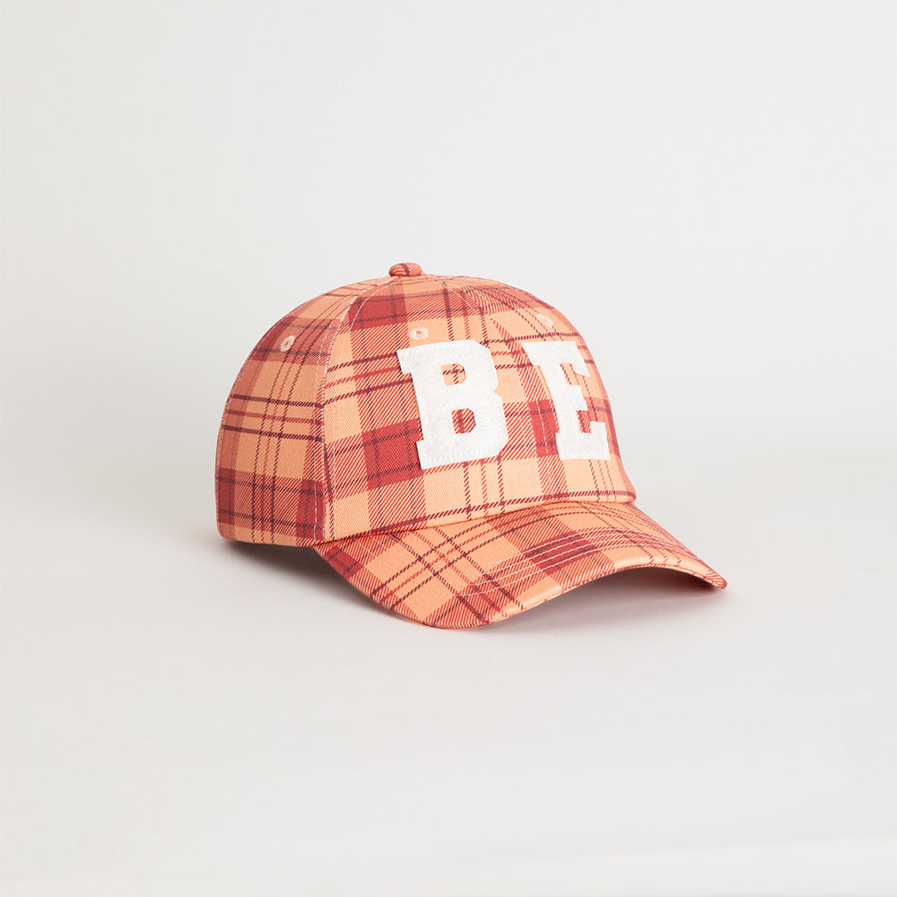 PLAID HAT WITH FELT LOGOS Side