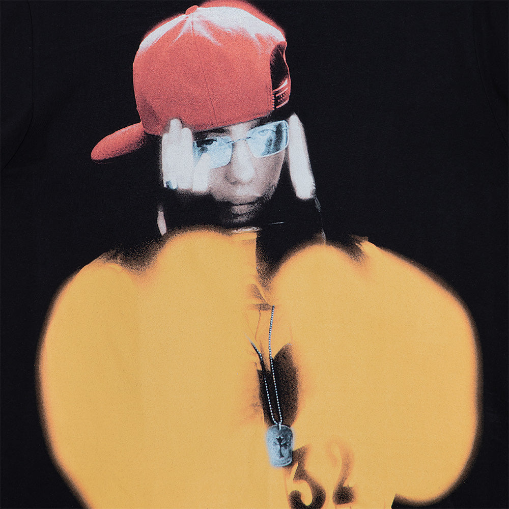 Glasses HIT ME HARD AND SOFT: THE TOUR 2025 Black T-Shirt - Billie