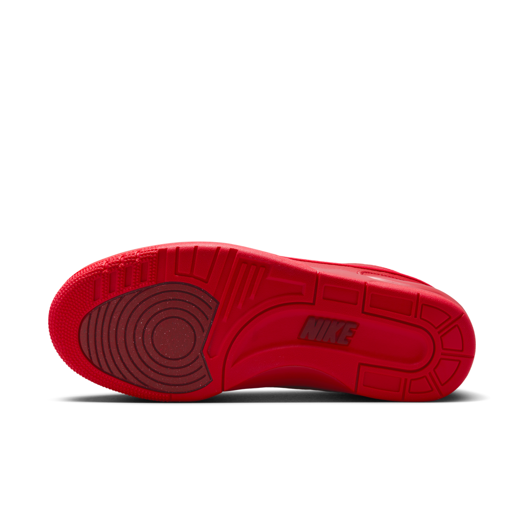 Nike with red sales bottoms