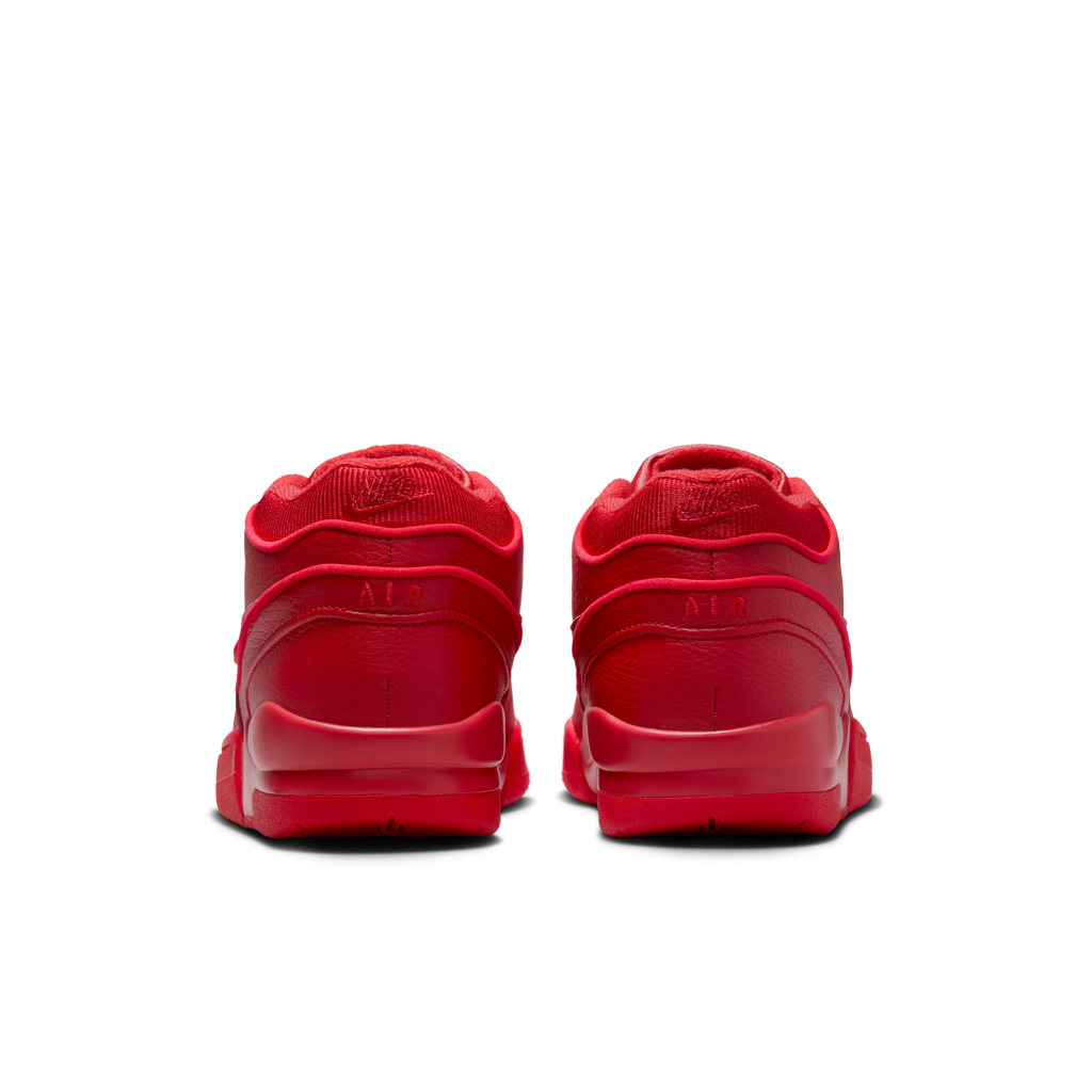 Triple 2025 red nike