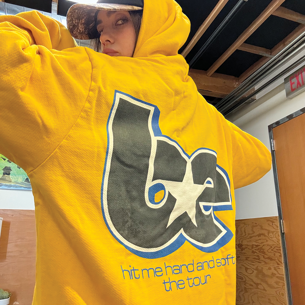 Billie Eilish 公式 ツアージップパーカー M Billie Yellow Tour Zip Hoodie - Billie Eilish | Store